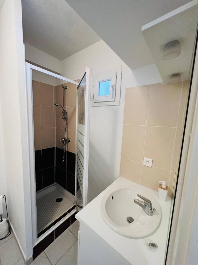 Studio Le 2, Free Parking, Free Wifi, Transports Leilighet Nîmes Eksteriør bilde