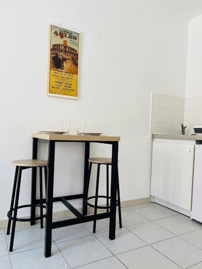 Studio Le 2, Free Parking, Free Wifi, Transports Leilighet Nîmes Eksteriør bilde